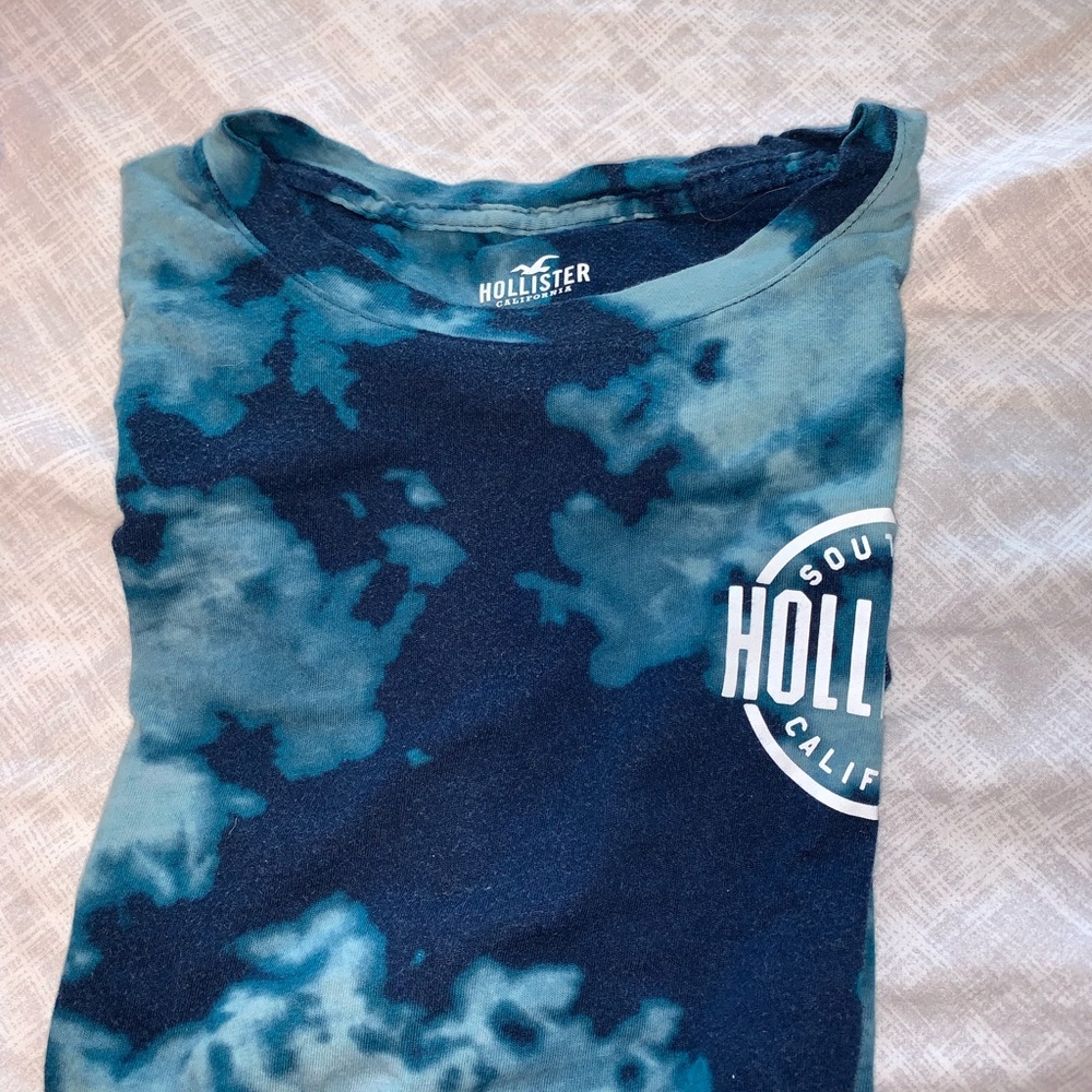 HOLLISTER tee